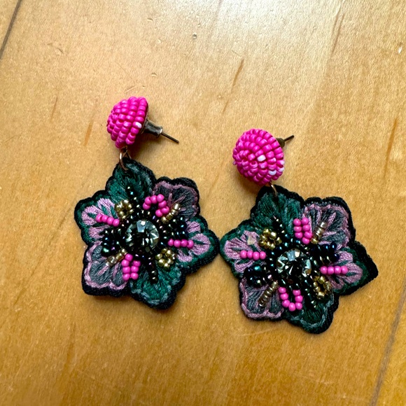 Hot Pink embroidered and beaded earrings - Picture 1 of 1